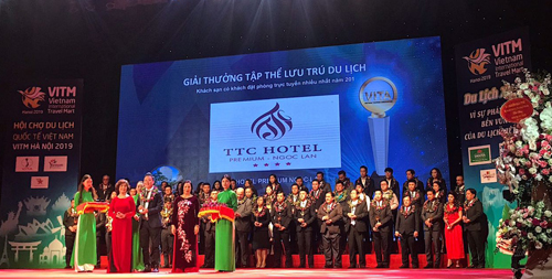 TTC Hotel Premium - Ngọc Lan, thành viên của TTC Hospitality nhận giải Khách sạn có lượt khách đặt phòng trực tuyến nhiều nhất